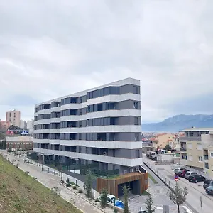 Paola With Free Private Parking Place Apartman
